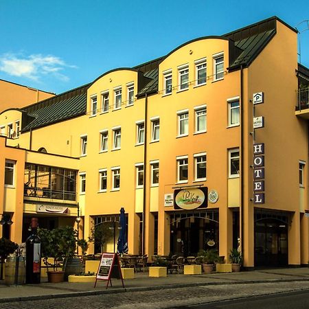 Stadt-Hotel Loerrach Gbr Exterior foto